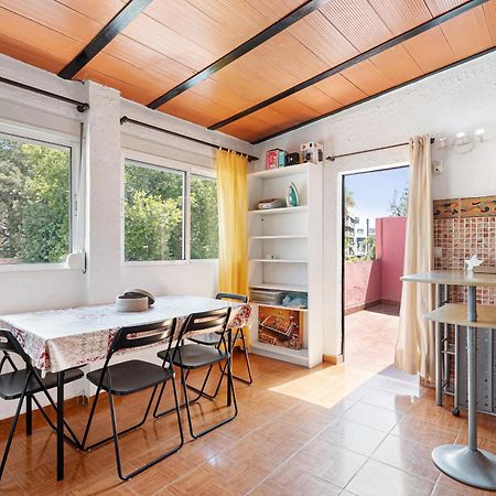 Beach Apartment In Малага Экстерьер фото