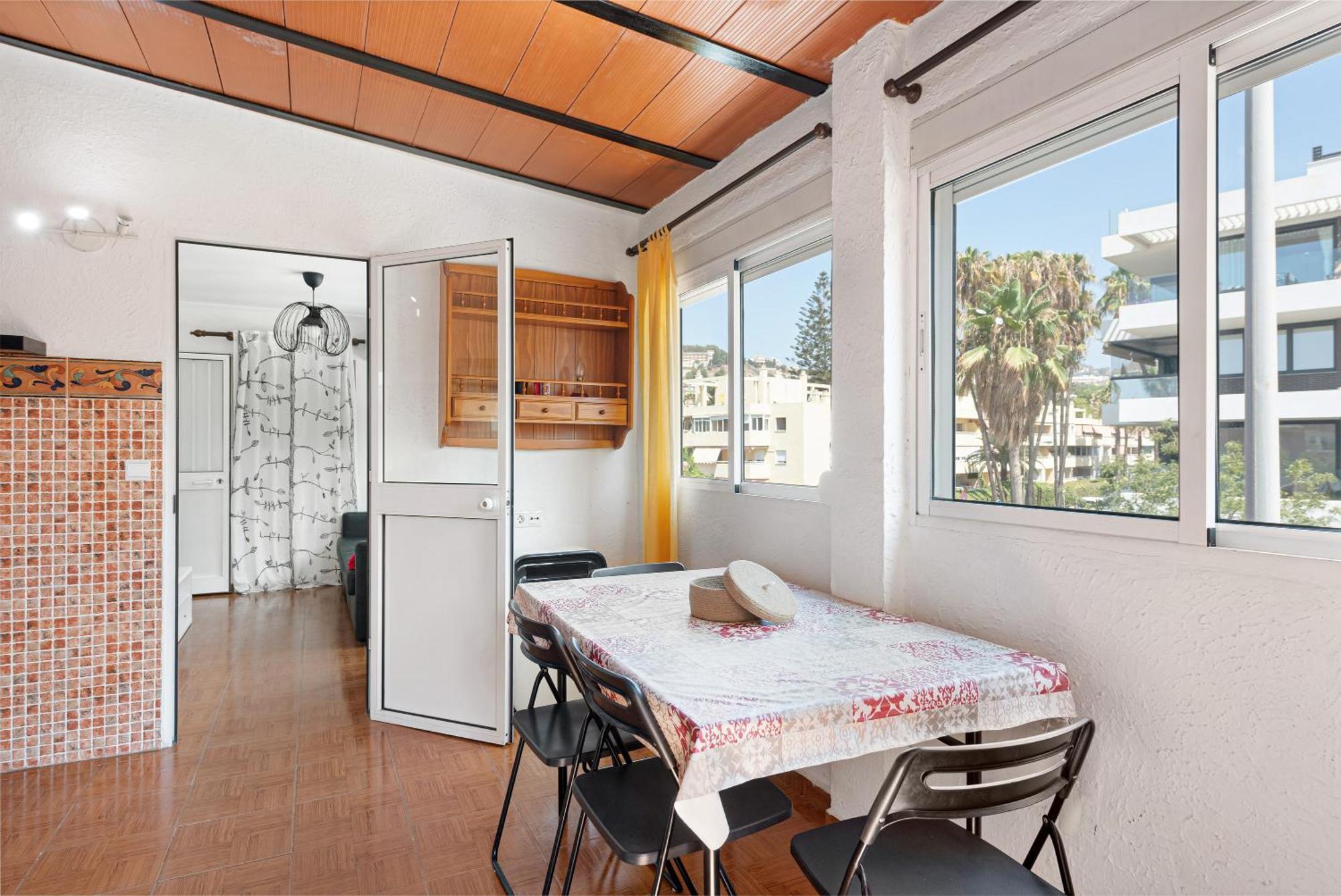 Beach Apartment In Малага Экстерьер фото